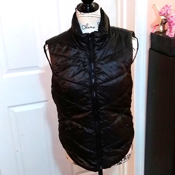 Aéropostale puffer vest Sz L